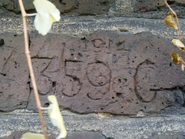 359 G... denoting an Officer of the Finsbury Division...